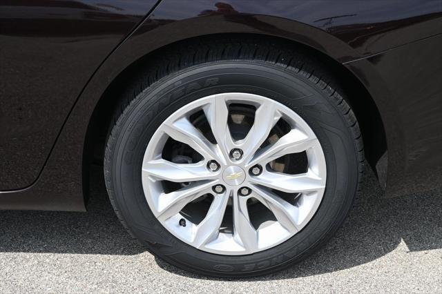 used 2020 Chevrolet Malibu car, priced at $16,542