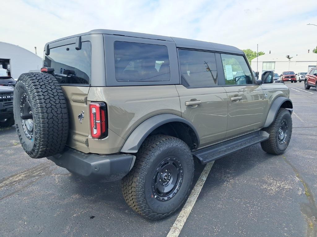 new 2025 Ford Bronco car, priced at $61,509