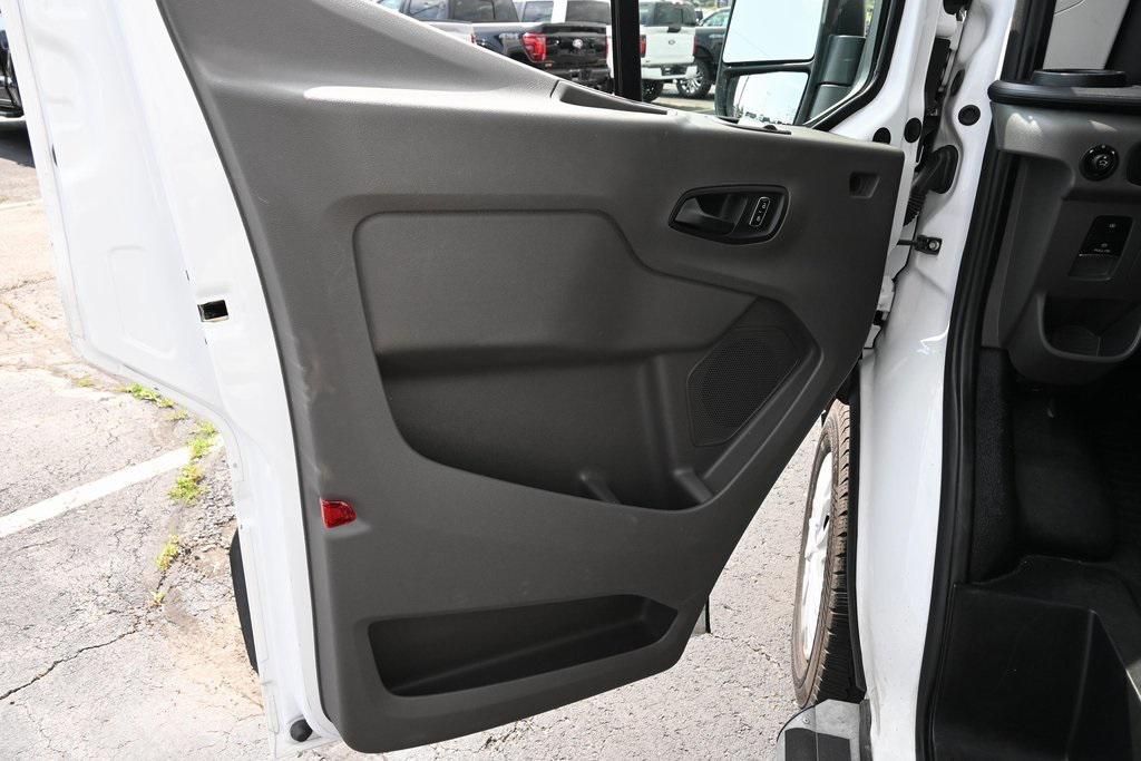 used 2023 Ford Transit-250 car, priced at $31,992