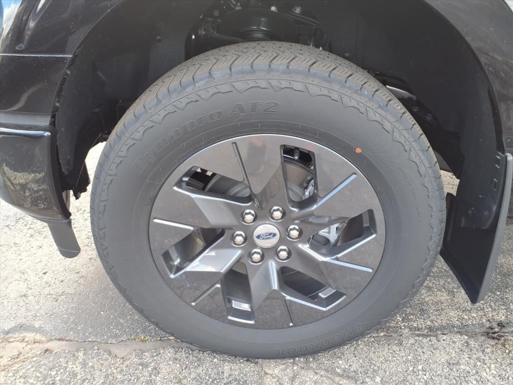 new 2025 Ford F-150 car, priced at $51,478