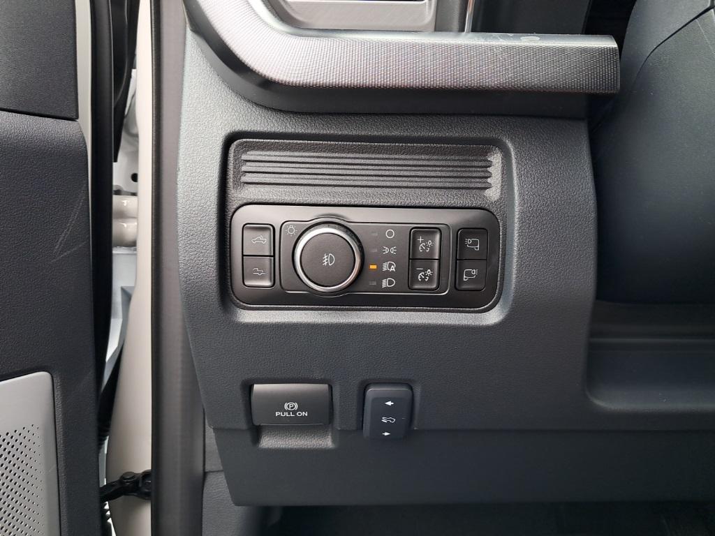 new 2025 Ford F-250 car, priced at $91,937