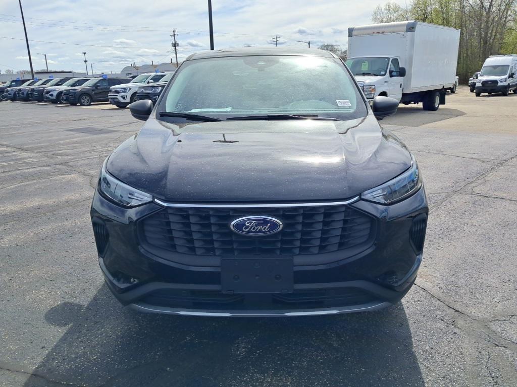new 2025 Ford Escape car, priced at $32,118