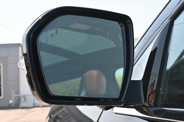 used 2021 Lincoln Navigator car, priced at $53,982
