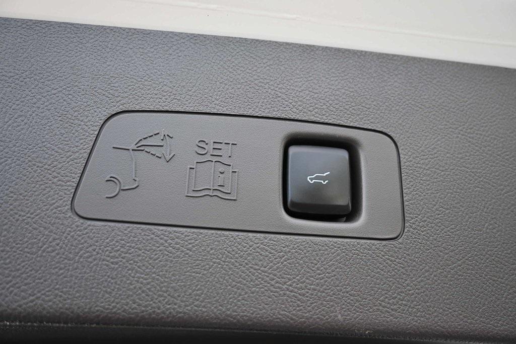 used 2022 Lincoln Corsair car, priced at $24,992