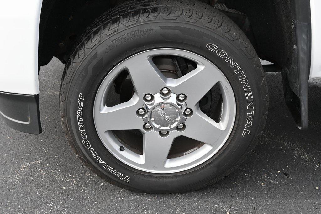 used 2015 GMC Sierra 2500 car, priced at $32,992