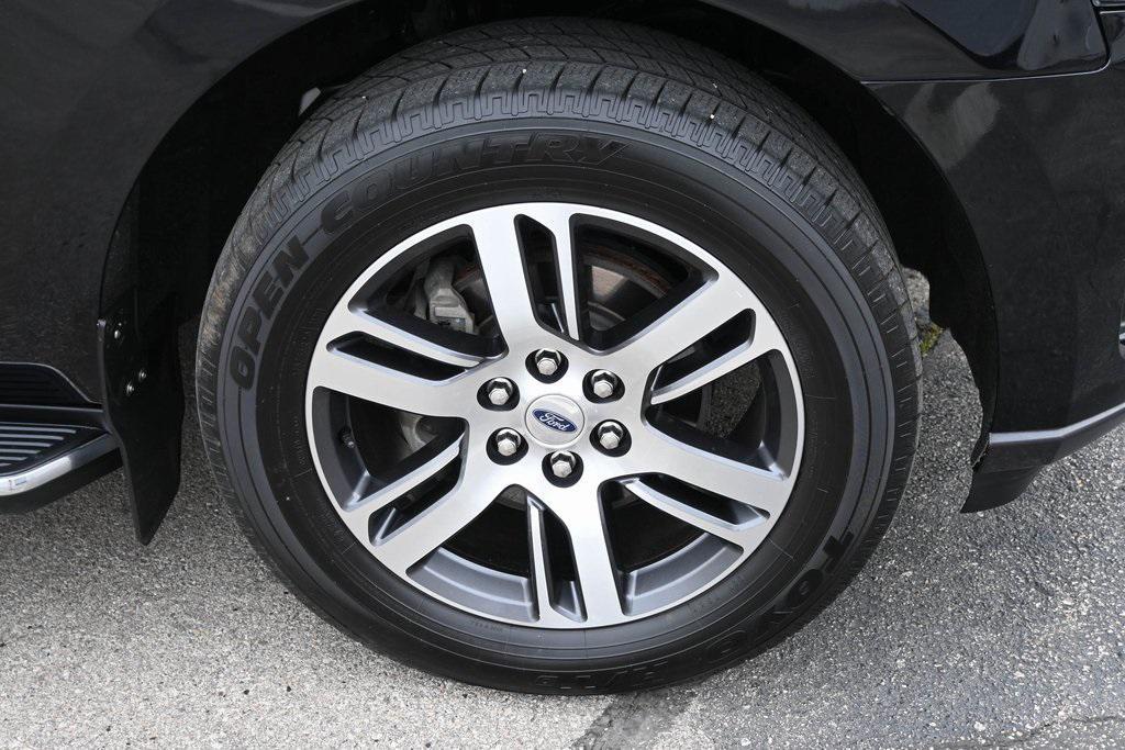 used 2022 Ford Expedition Max car, priced at $44,993