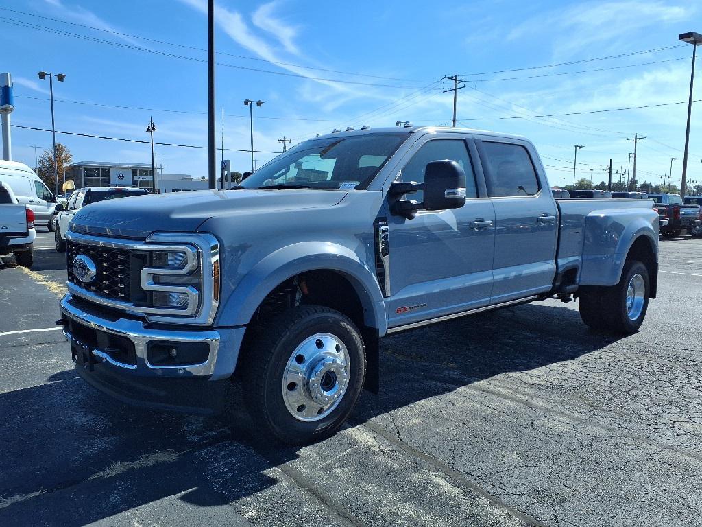 new 2025 Ford F-450 car, priced at $95,910
