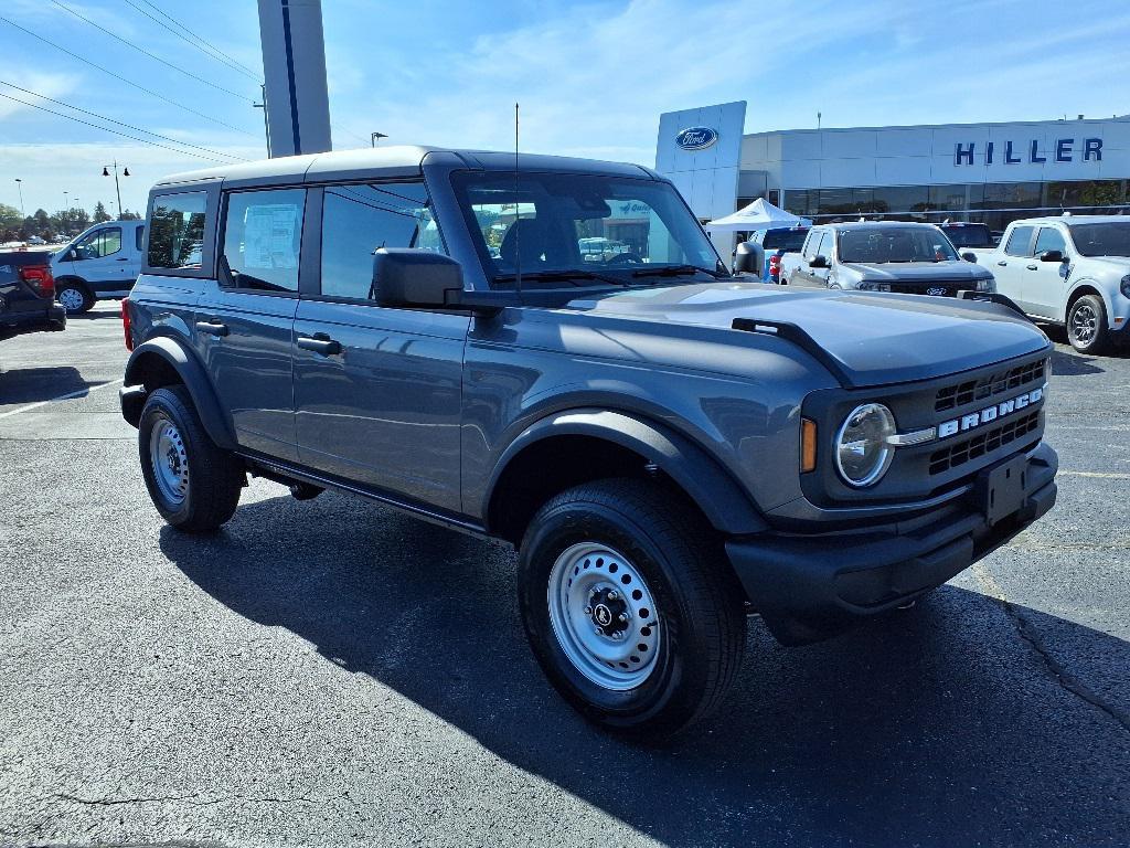 new 2025 Ford Bronco car, priced at $44,418