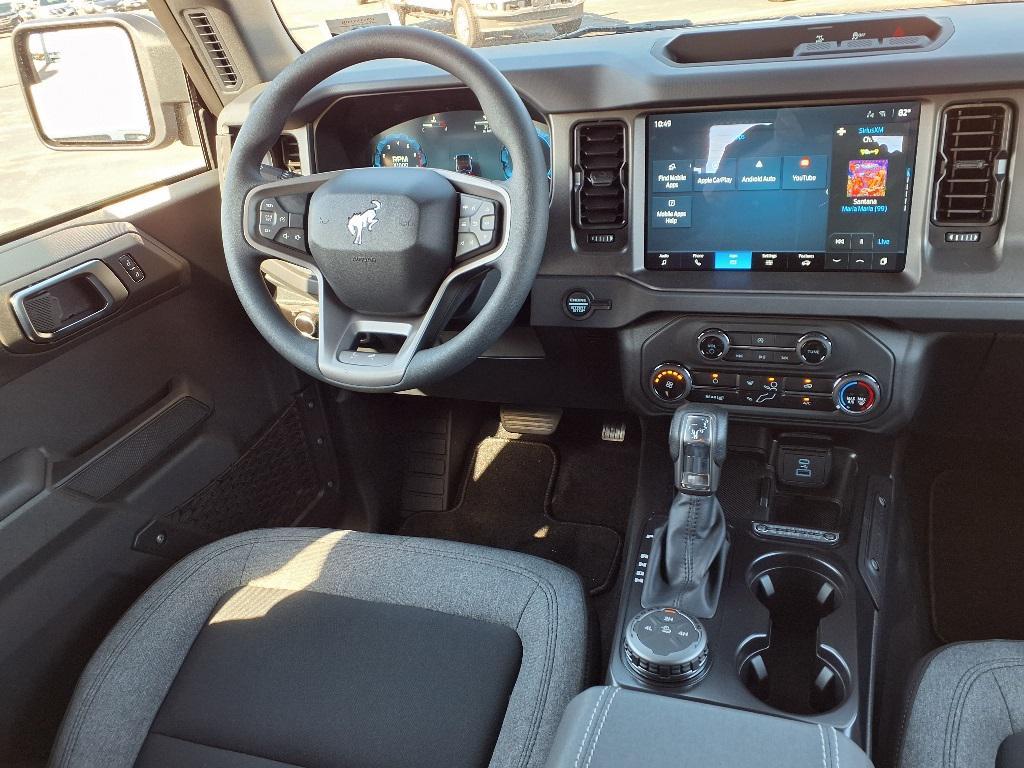 new 2025 Ford Bronco car, priced at $44,418