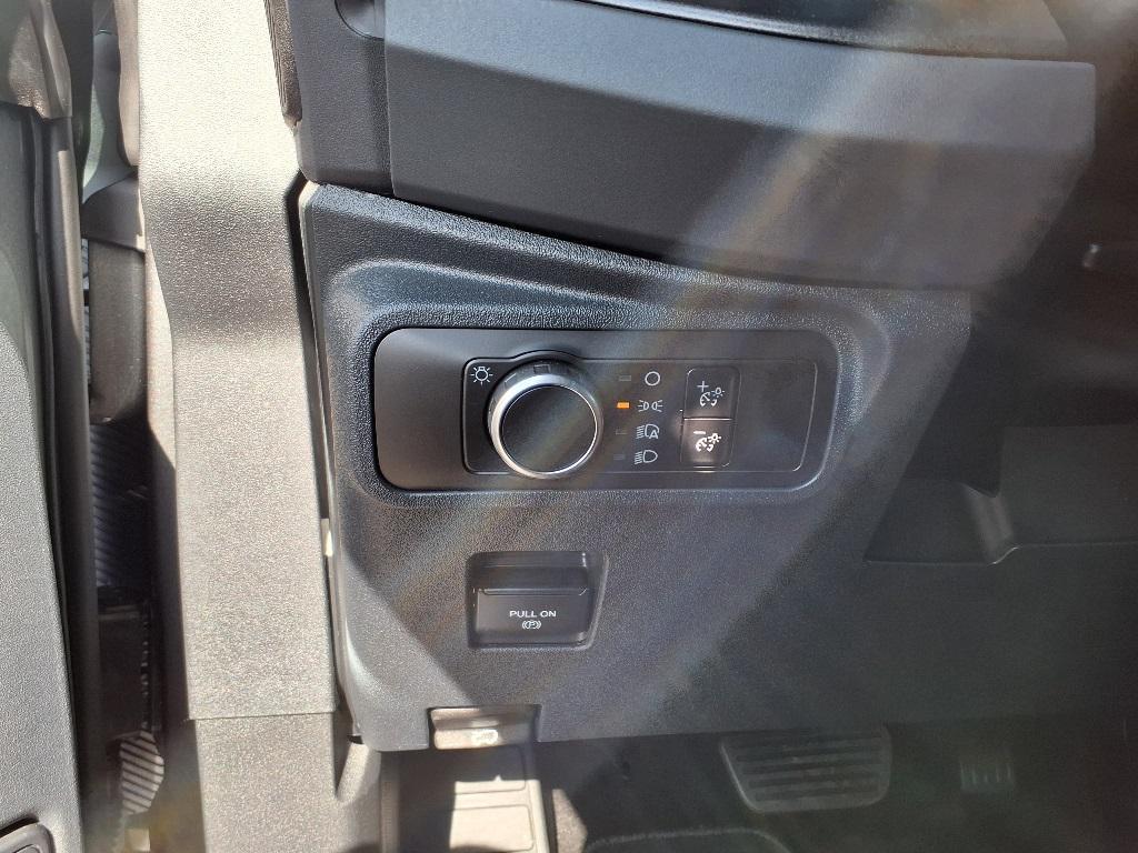 new 2025 Ford Bronco car, priced at $44,418