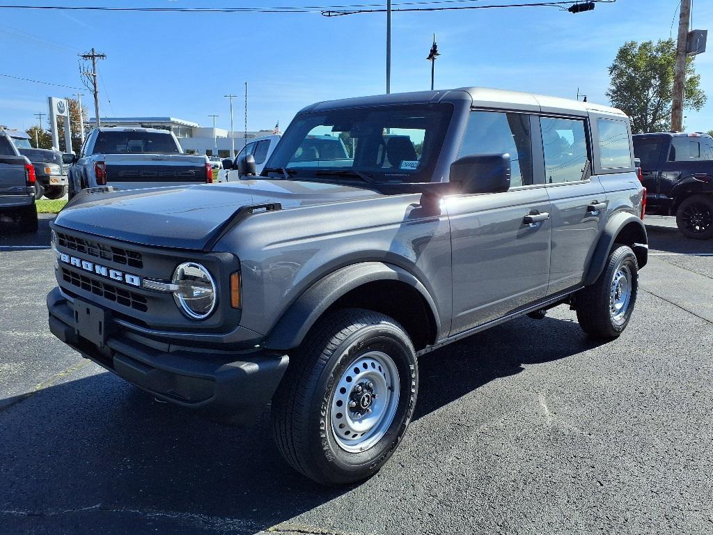 new 2025 Ford Bronco car, priced at $44,418