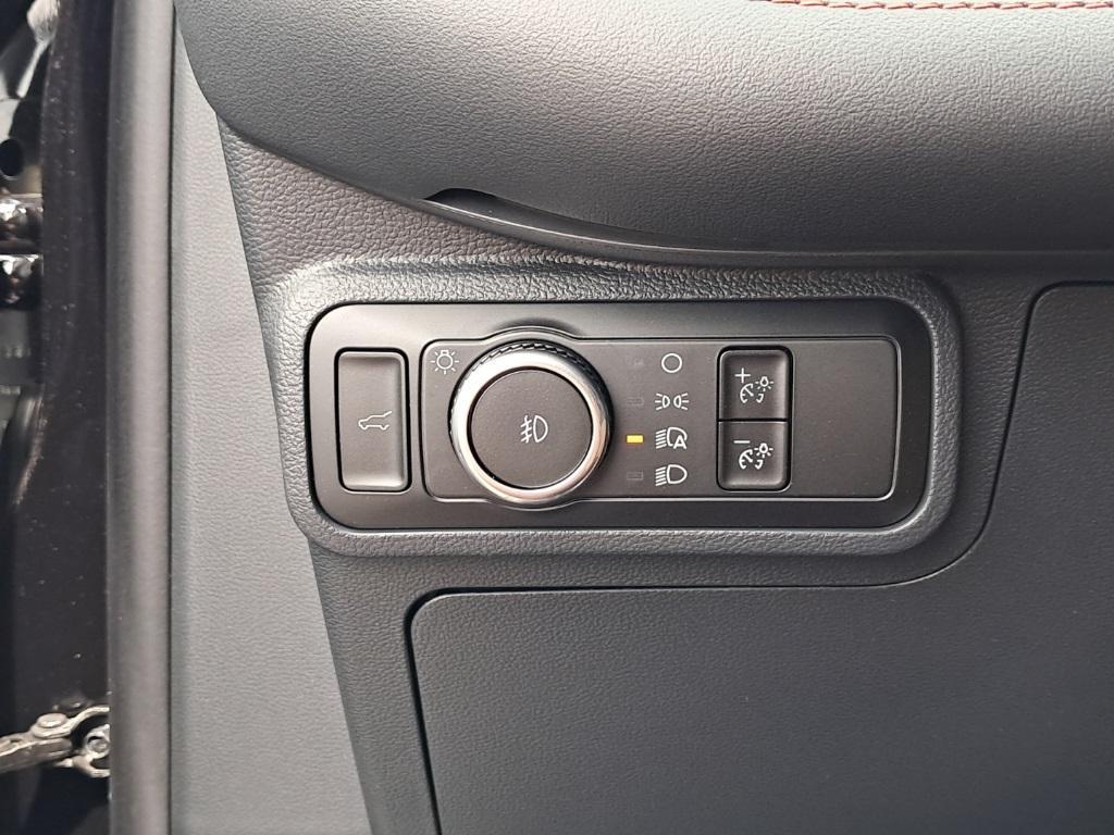 new 2025 Ford Explorer car, priced at $58,914