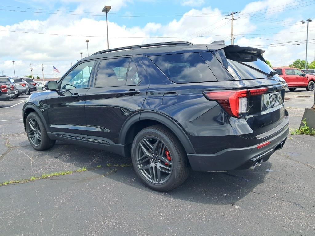 new 2025 Ford Explorer car, priced at $58,914