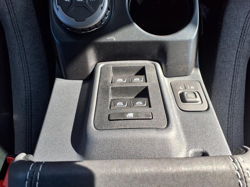 new 2025 Ford Bronco car, priced at $47,152