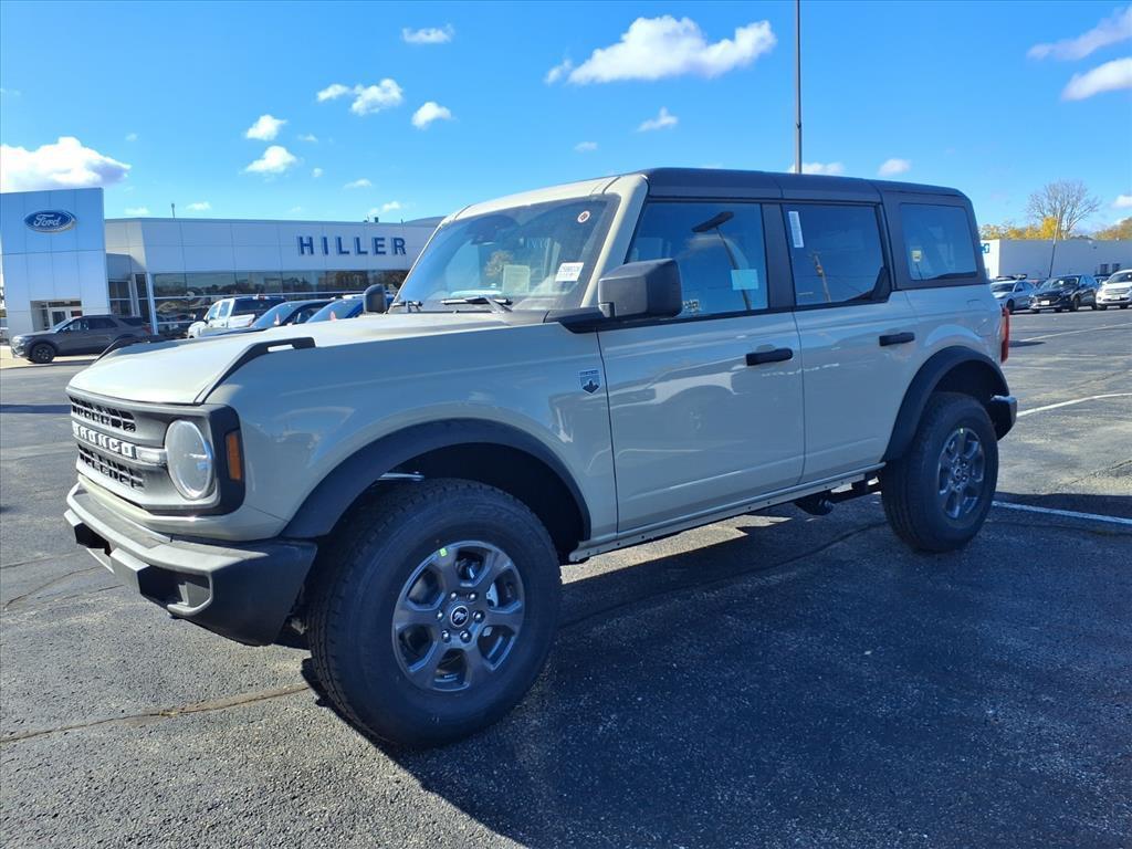new 2025 Ford Bronco car, priced at $47,152