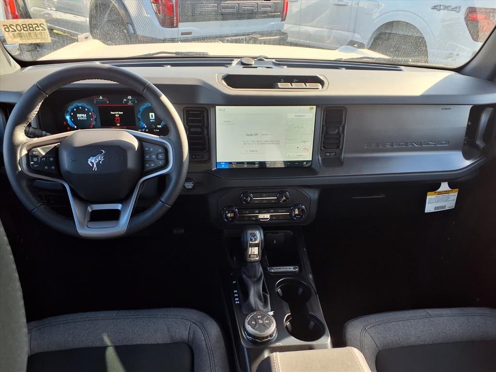 new 2025 Ford Bronco car, priced at $47,152