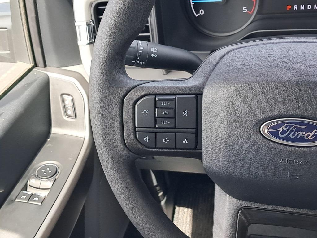 new 2025 Ford F-250 car, priced at $62,351