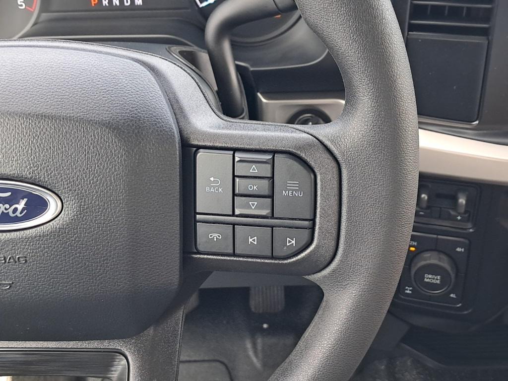 new 2025 Ford F-250 car, priced at $62,351