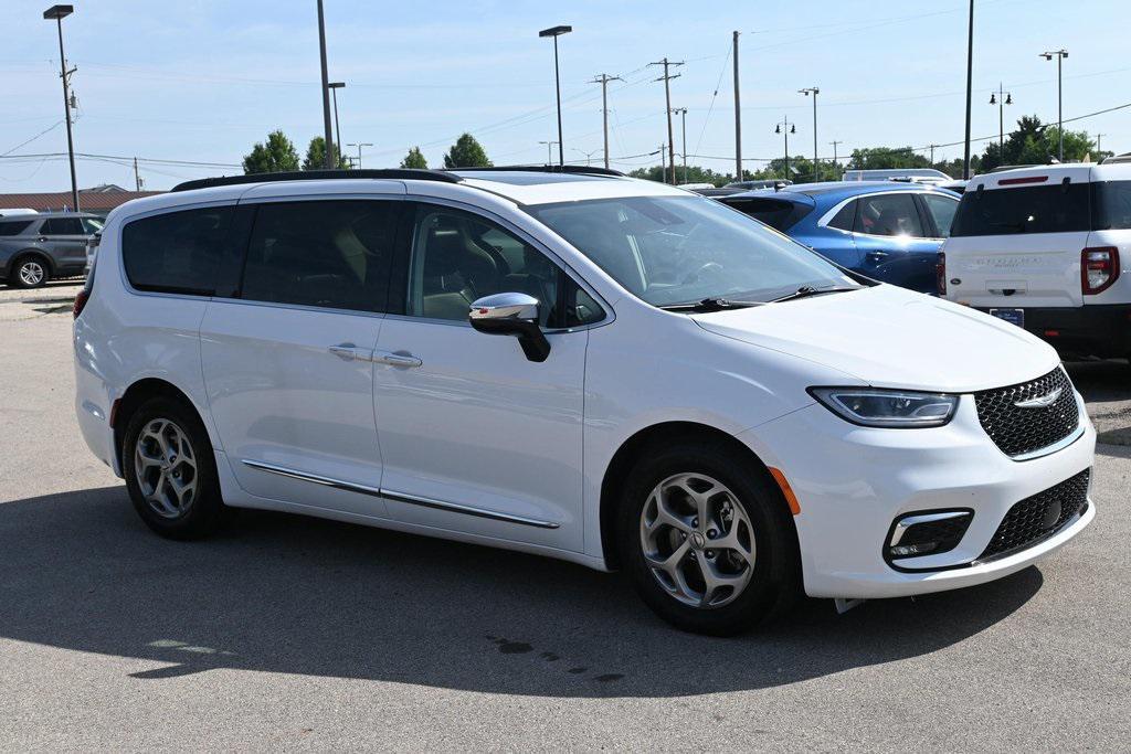 used 2023 Chrysler Pacifica car, priced at $27,542