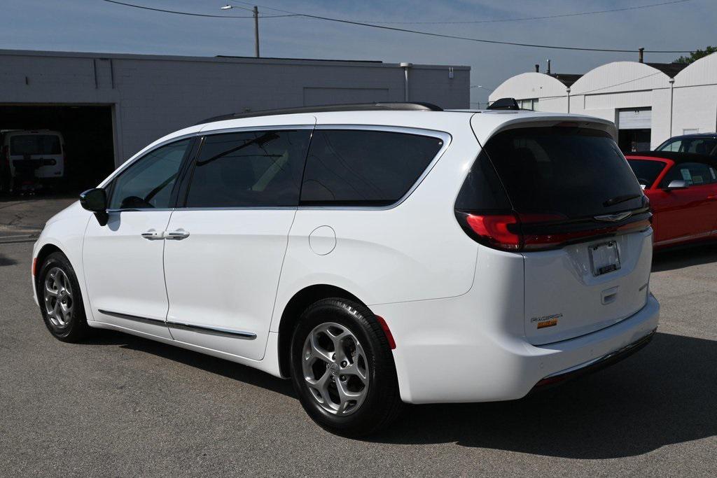 used 2023 Chrysler Pacifica car, priced at $27,542