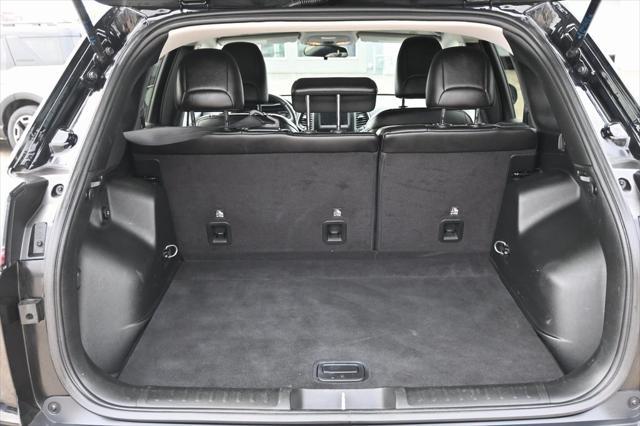 used 2019 Jeep Cherokee car, priced at $18,652