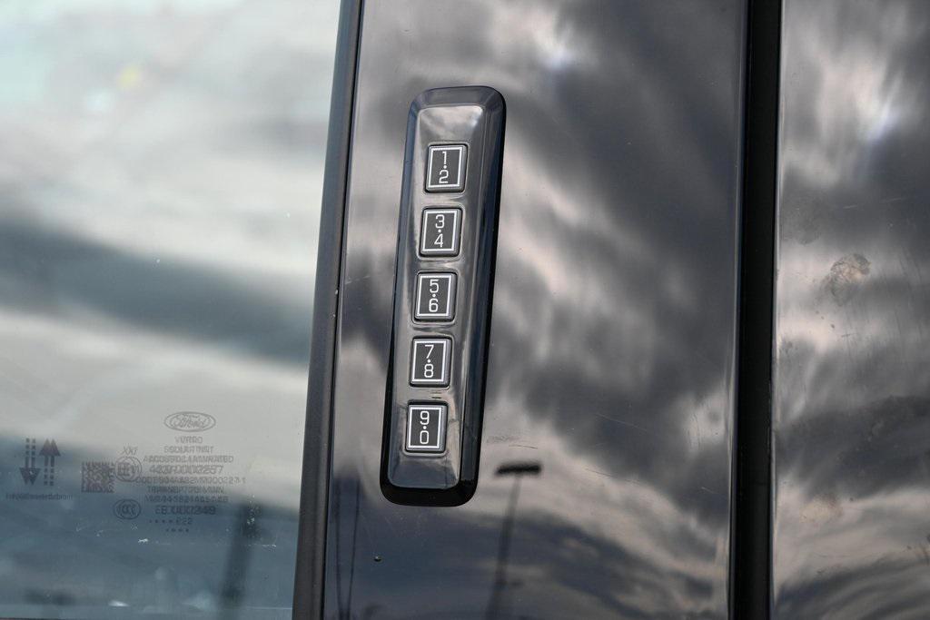 used 2022 Ford F-150 car, priced at $32,652