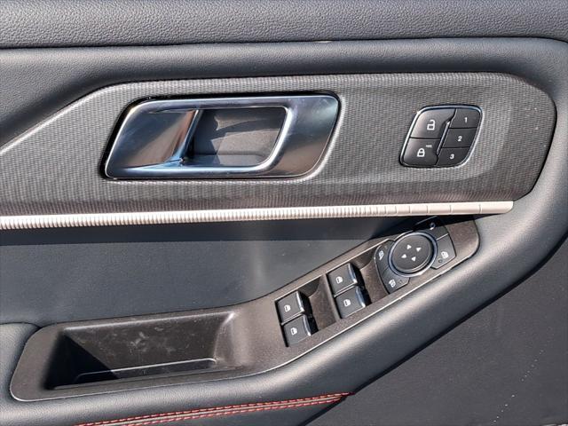 new 2025 Ford Explorer car, priced at $52,750