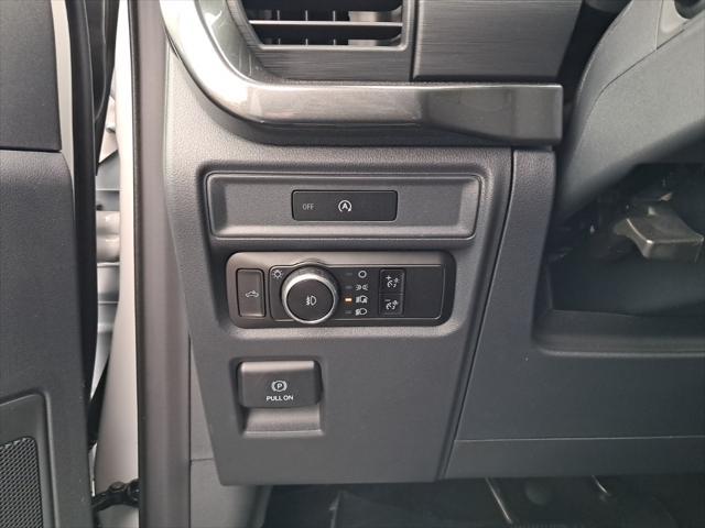 new 2025 Ford F-150 car, priced at $52,195