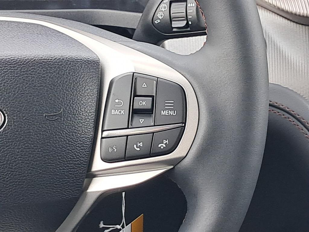 new 2025 Ford Explorer car, priced at $48,722
