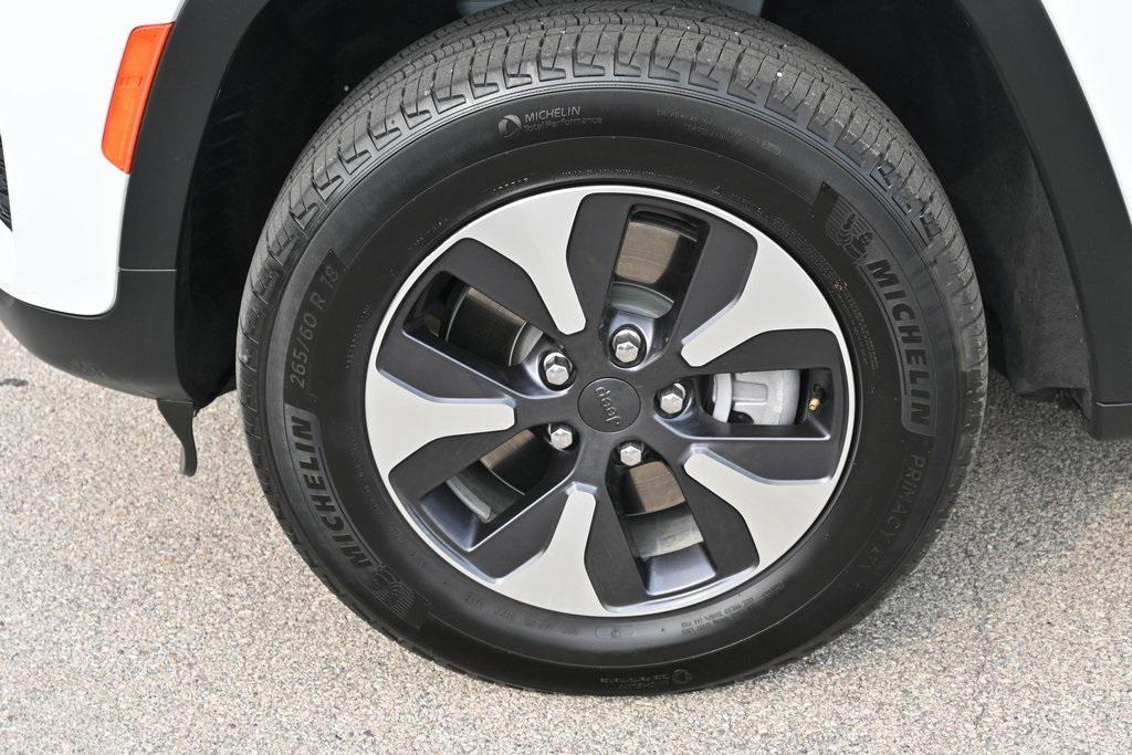 used 2023 Jeep Grand Cherokee 4xe car, priced at $31,872
