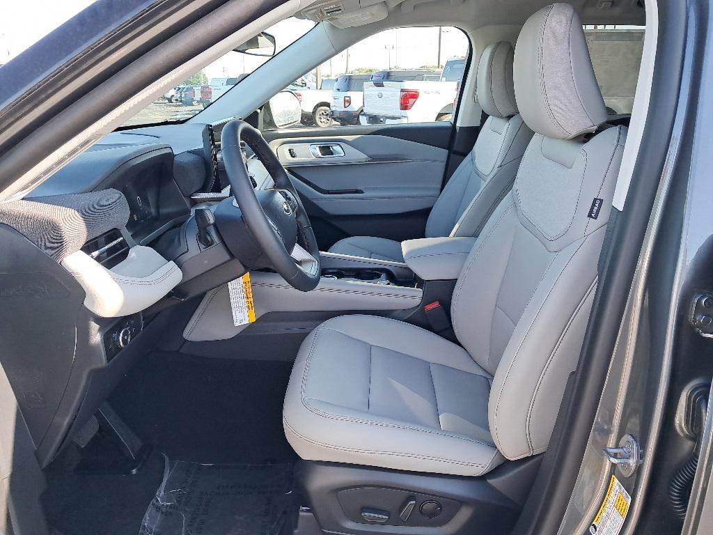 new 2025 Ford Explorer car, priced at $47,130