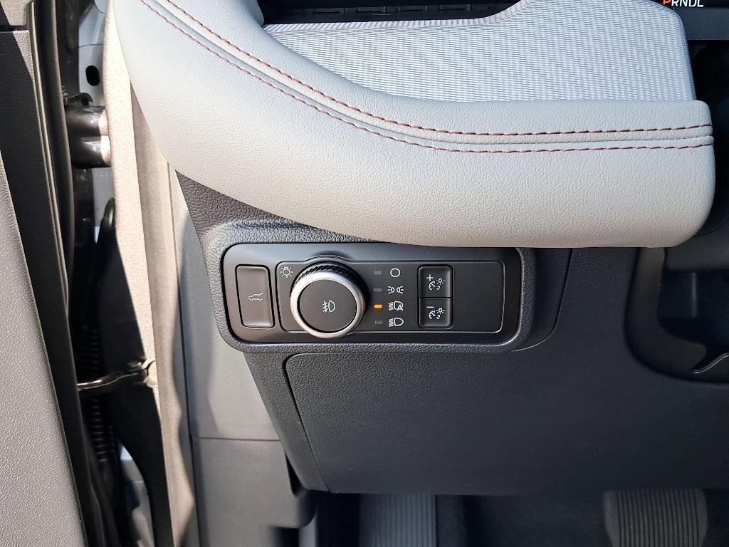 new 2025 Ford Explorer car, priced at $47,130