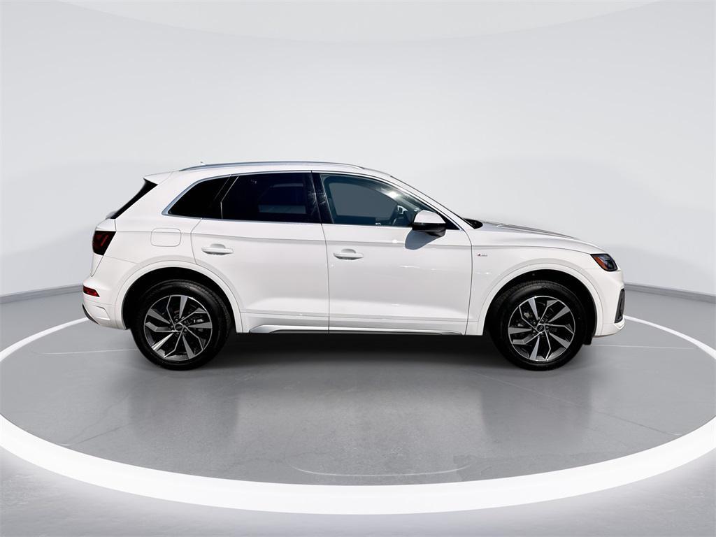 used 2024 Audi Q5 car, priced at $32,700