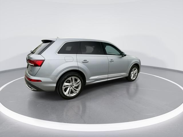 used 2024 Audi Q7 car, priced at $55,290