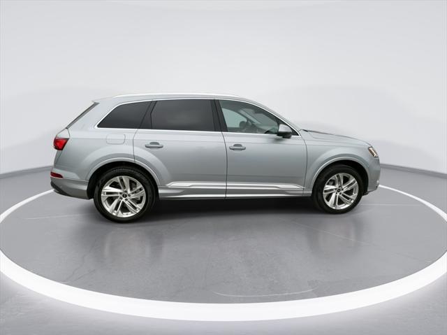 used 2024 Audi Q7 car, priced at $55,290