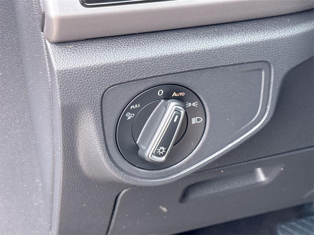 used 2021 Volkswagen Atlas car, priced at $23,997