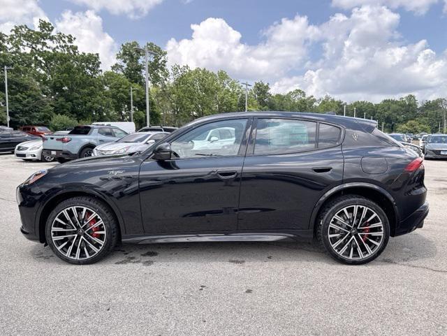 new 2025 Maserati Grecale car, priced at $114,525