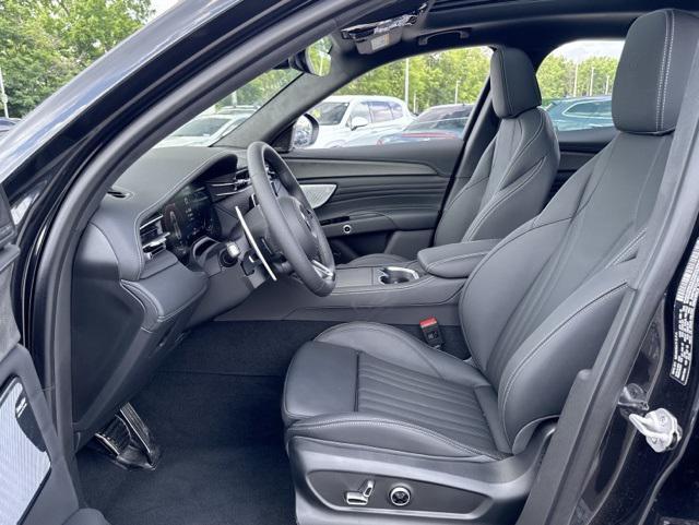 new 2025 Maserati Grecale car, priced at $114,525