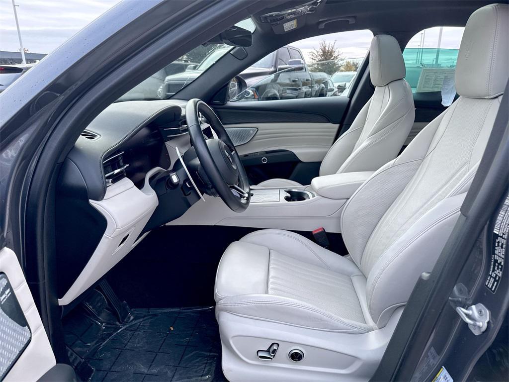 used 2023 Maserati Grecale car, priced at $43,500