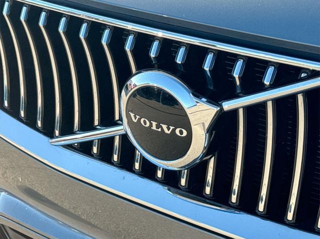 used 2020 Volvo XC90 car, priced at $28,790