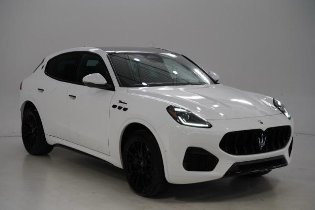 new 2025 Maserati Grecale car, priced at $79,998