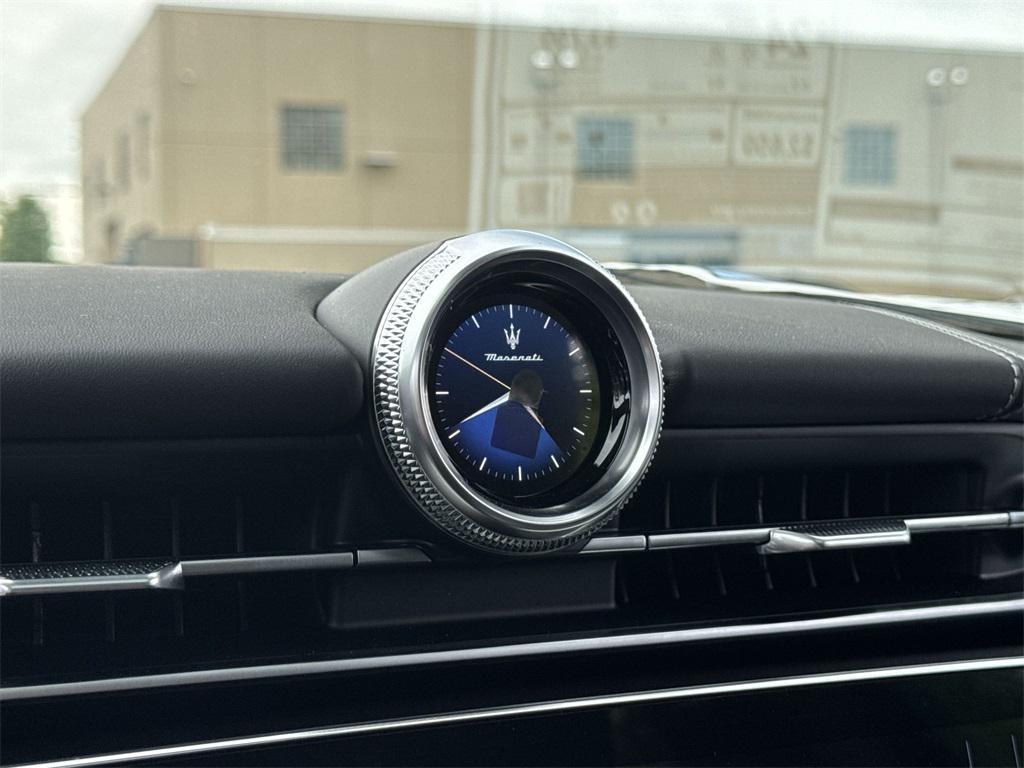 new 2025 Maserati Grecale car, priced at $79,759