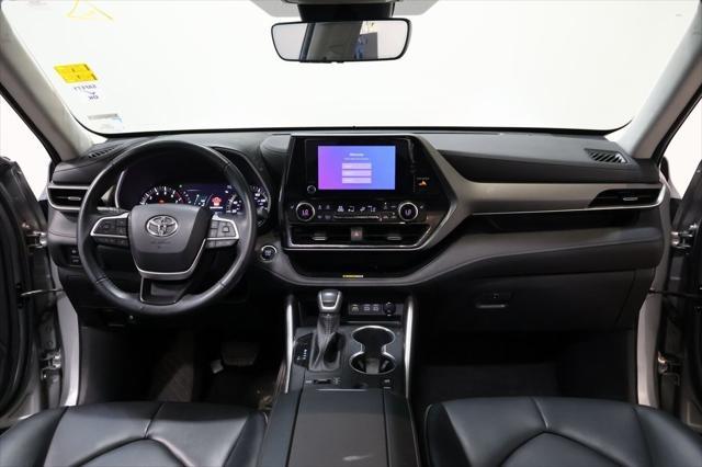 used 2023 Toyota Highlander car, priced at $38,500