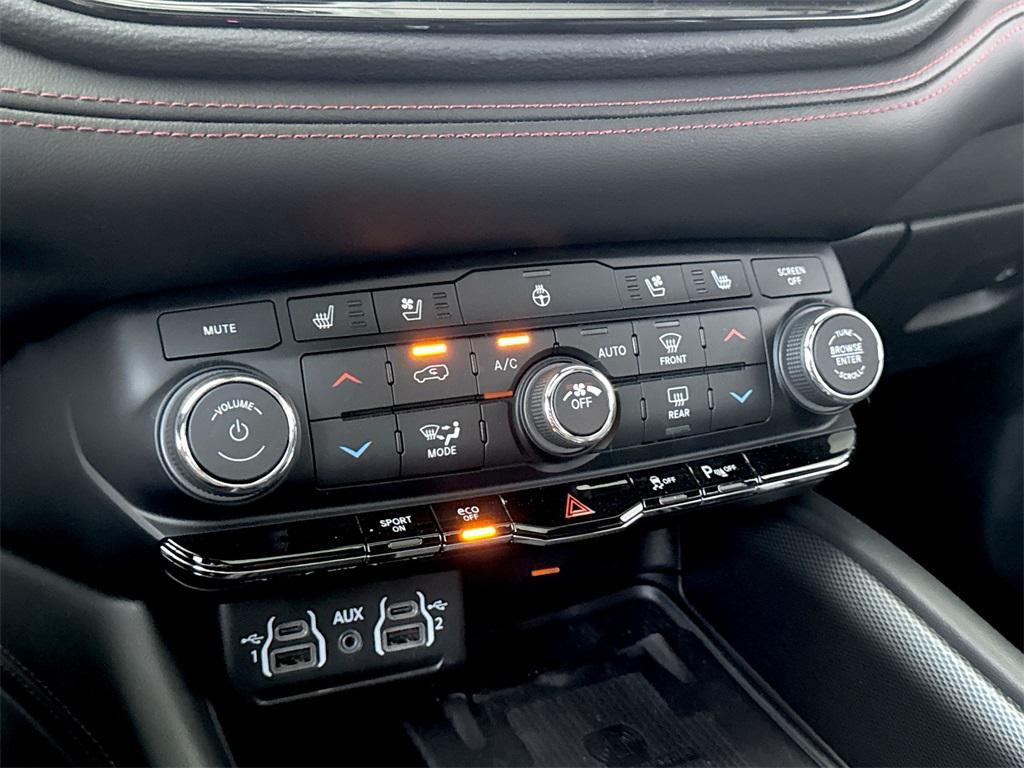 used 2022 Dodge Durango car, priced at $35,394