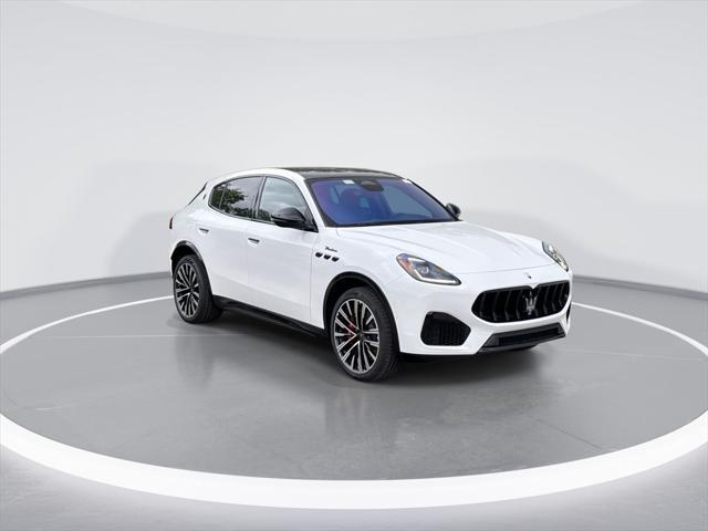 new 2025 Maserati Grecale car, priced at $81,057