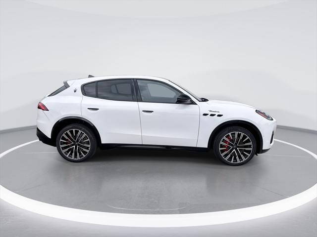 new 2025 Maserati Grecale car, priced at $81,057