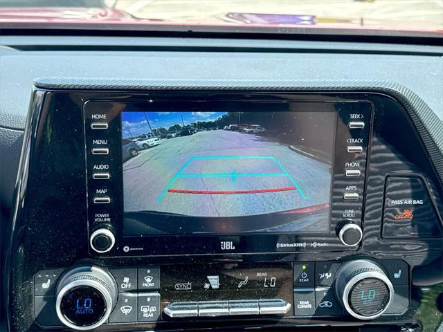 used 2021 Toyota Highlander car, priced at $37,577