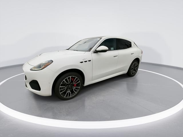 new 2024 Maserati Grecale car, priced at $62,998