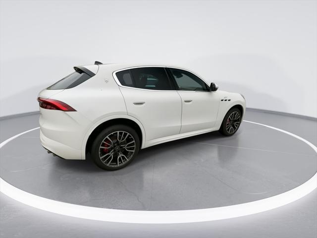 new 2024 Maserati Grecale car, priced at $62,998