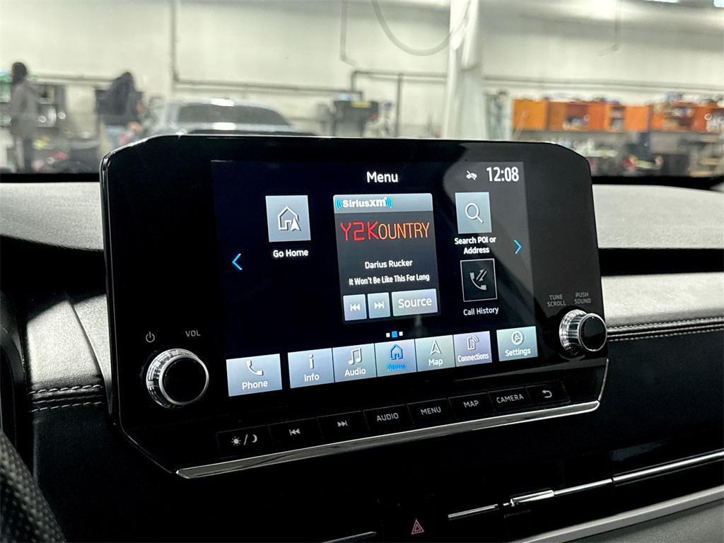 used 2024 Mitsubishi Outlander car, priced at $23,997